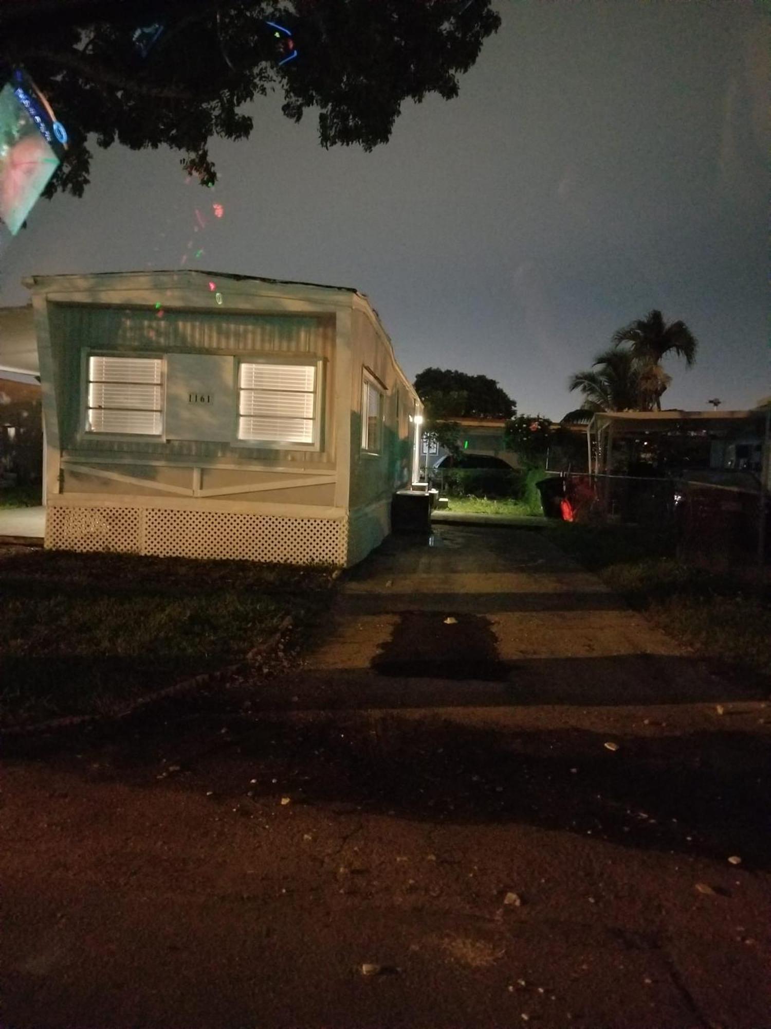 1161 Studio 1 Miami Tamiami Bagian luar foto